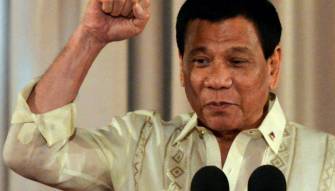 جريمة بحق الانسانية.. قتل أكثر من 7000 شخص في حرب المخدرات في الفلبين