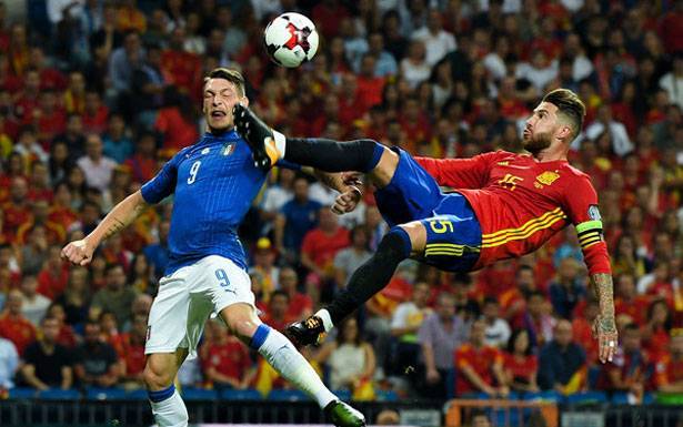 تصفيات مونديال 2018 في كرة القدم :
اسبانيا في وضع مريح وألمانيا تقترب من حجز بطاقتها والمكسيك خامس المتأهلين | الديار
