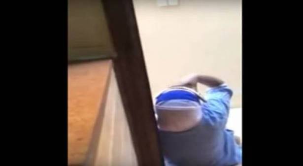  سيدة سعودية تدخل فجأة على خادمتها الإثيوبية لن تتخيل ماذا كانت تفعل لا حول ولا قوة الا بالله 